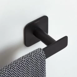 Tiger Handdoekrek Colar Zwart -Badkamer Winkel 123 2020