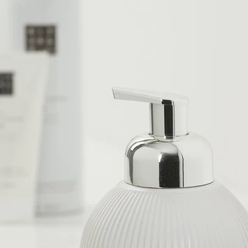 Sealskin Zeepdispenser Convex Wit 5 Sealskin Zeepdispenser Convex Wit - Afbeelding 5