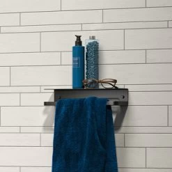 Tiger Douchemand Met Handdoekhouder Caddy Zw 17 Tiger Douchemand Met Handdoekhouder Caddy Zw -Badkamer Winkel 123 2819