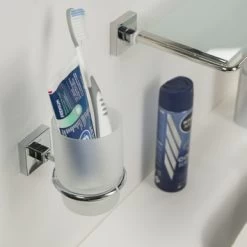 Tiger Bekerhouder Melbourne Hangend Met Beker Chroom 7 Tiger Bekerhouder Melbourne Hangend Met Beker Chroom -Badkamer Winkel 123 3073