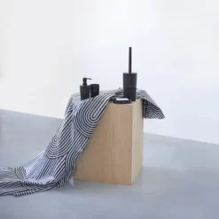 Sealskin Douchegordijn Brave 180x200cm Zwart/wit -Badkamer Winkel 123 5640